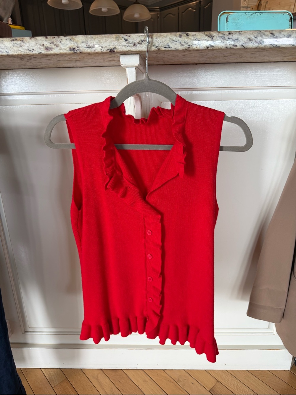 Source Unknown Red Ruffle-Trim Sleeveless Knit Shell NWOT
